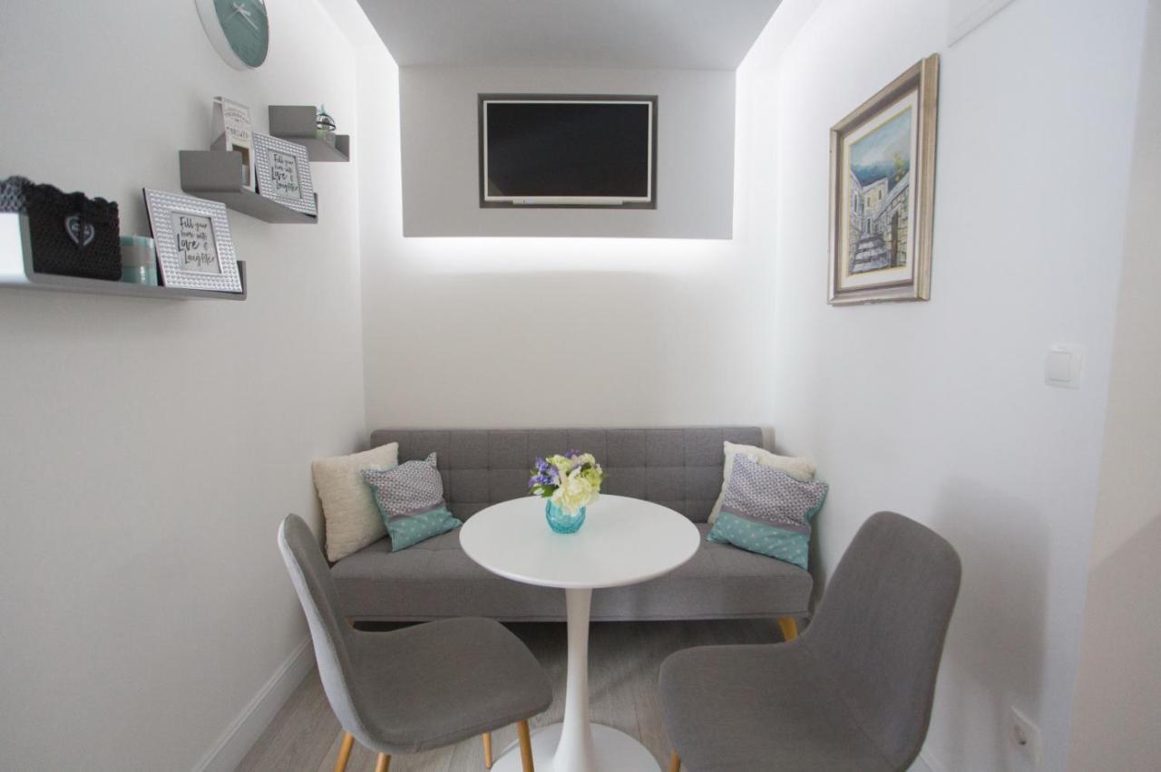 Apartman Ruža Makarska Bagian luar foto