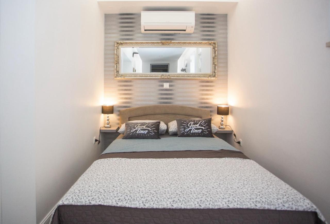 Apartman Ruža Makarska Bagian luar foto