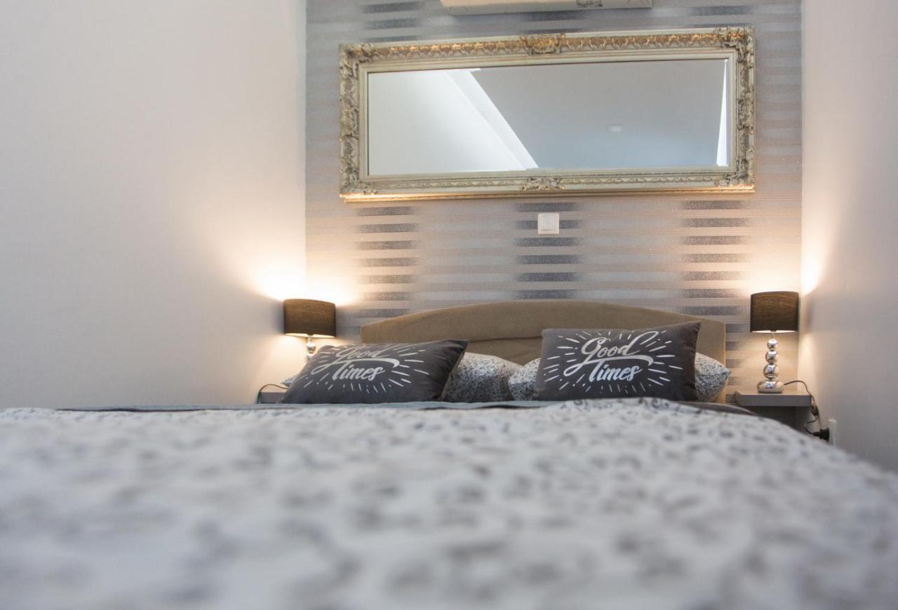 Apartman Ruža Makarska Bagian luar foto
