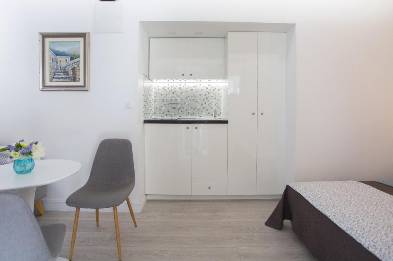 Apartman Ruža Makarska Bagian luar foto