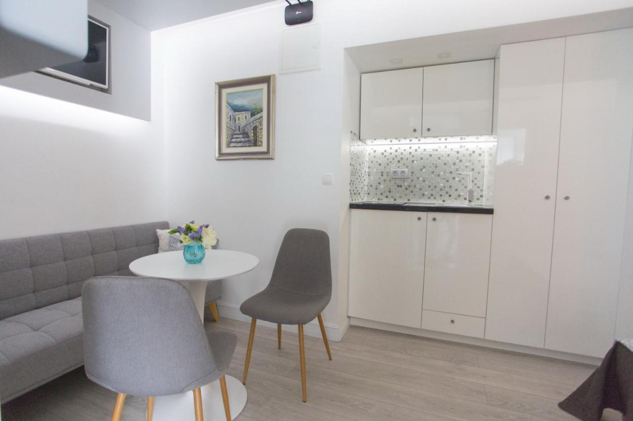 Apartman Ruža Makarska Bagian luar foto