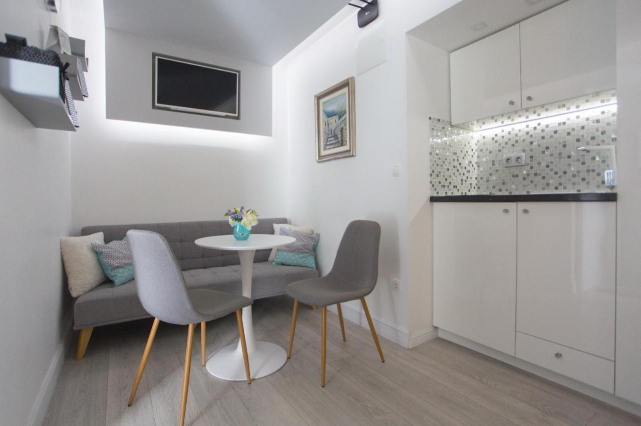 Apartman Ruža Makarska Bagian luar foto