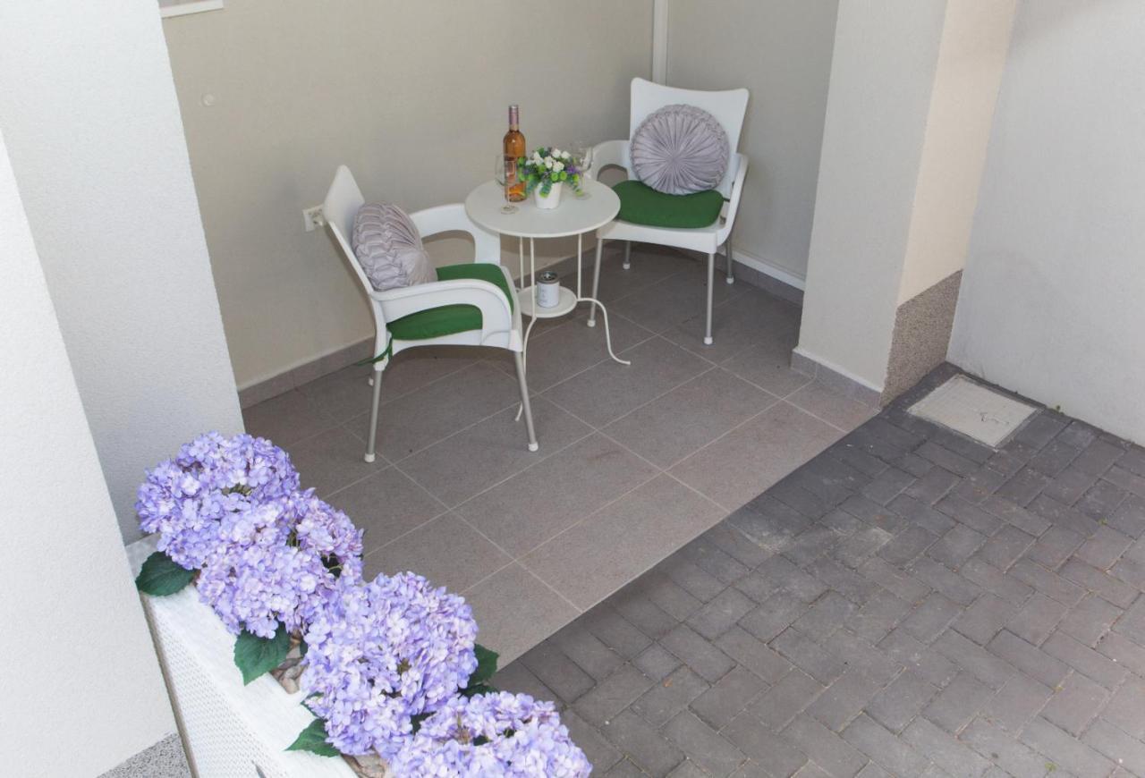 Apartman Ruža Makarska Bagian luar foto