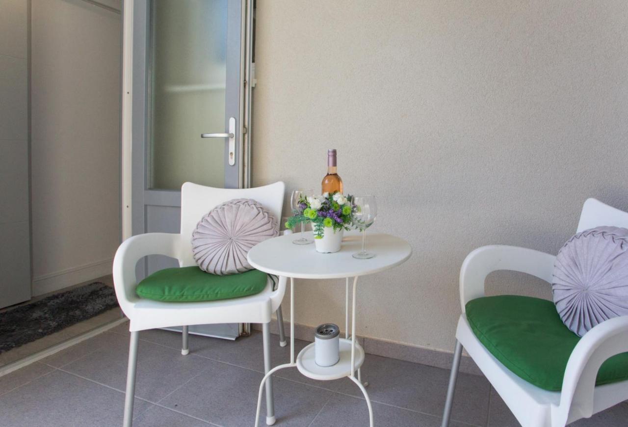 Apartman Ruža Makarska Bagian luar foto